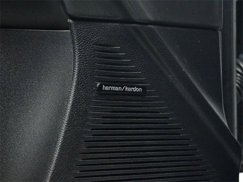 Used 2021 Dodge Challenger SRT Hellcat Redeye image 11