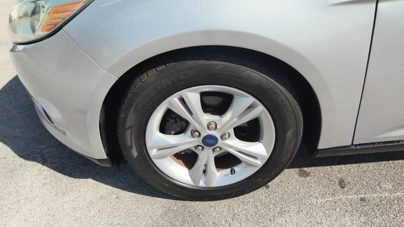 Used 2014 Ford Focus SE FWD image 20