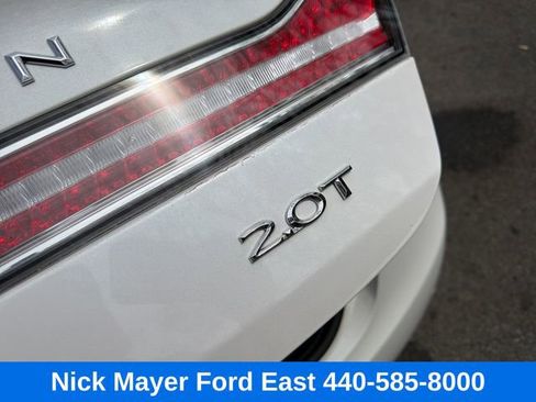 Used 2019 Lincoln MKZ Premiere FWD image 11