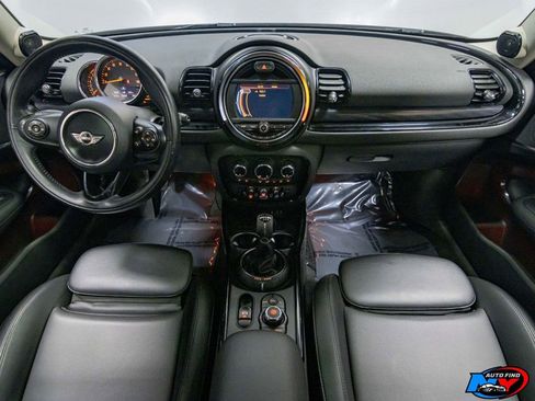 Used 2017 MINI Cooper Clubman S image 2