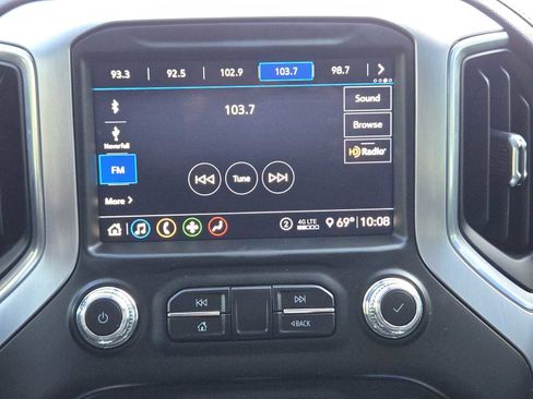 Used 2020 GMC Sierra 1500 SLT image 18