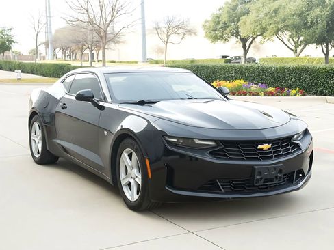 Used 2022 Chevrolet Camaro LT image 7