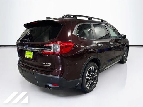 Used 2023 Subaru Ascent Touring AWD/4WD image 5