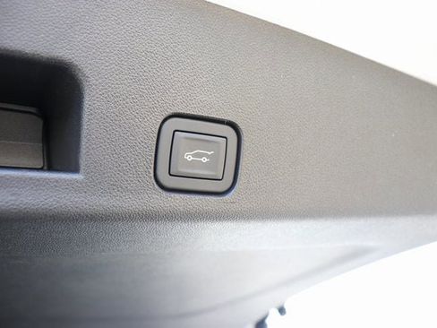 New 2025 GMC Acadia AT4 image 14