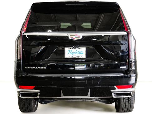 Used 2023 Cadillac Escalade ESV Premium Luxury Platinum AWD/4WD image 7