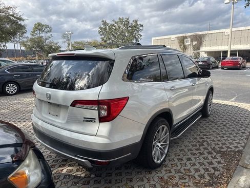 Used 2020 Honda Pilot Touring image 5