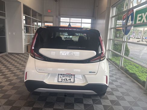 New 2025 Kia Soul EX image 5