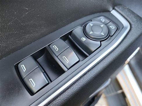 Used 2023 Chevrolet Silverado 1500 RST w/ Convenience Package II image 24