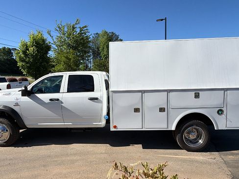 New 2026 RAM 5500 Tradesman w/ Chrome Appearance Group AWD/4WD image 11
