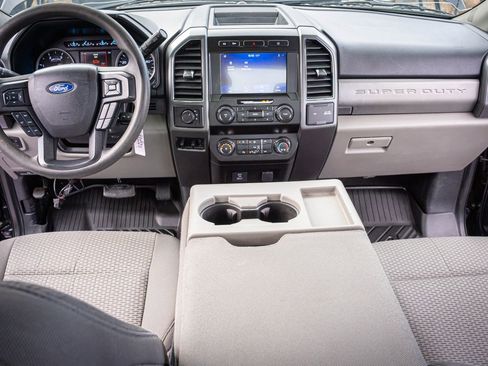 Used 2020 Ford F250 XLT image 28