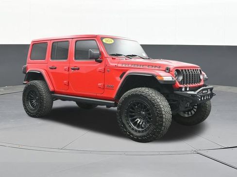 Used 2024 Jeep Wrangler Unlimited Rubicon AWD/4WD image 19