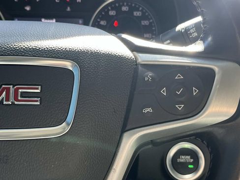 Used 2020 GMC Terrain SLT w/ Elevation Edition image 18