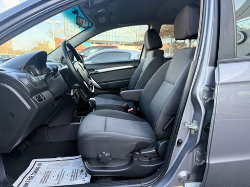 Used 2011 Chevrolet Aveo LT w/ Power and Convenience Package FWD image 9