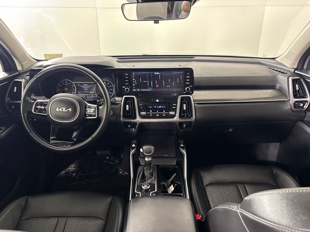 Used 2023 Kia Sorento S w/ Panoramic Sunroof Package FWD image 39