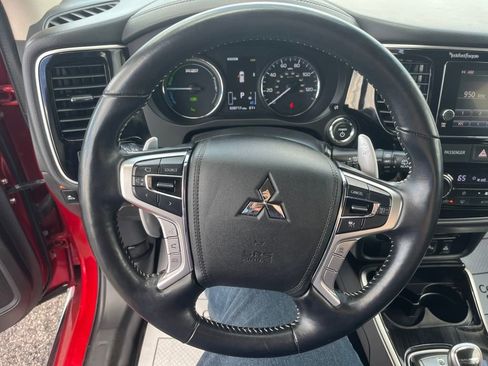 Used 2018 Mitsubishi Outlander GT image 10