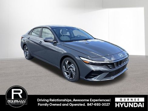 New 2026 Hyundai Elantra Limited FWD image 2