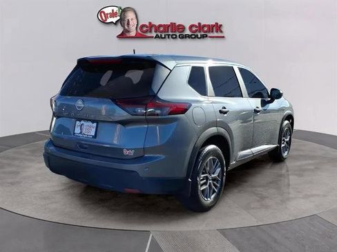 Certified 2025 Nissan Rogue S image 5