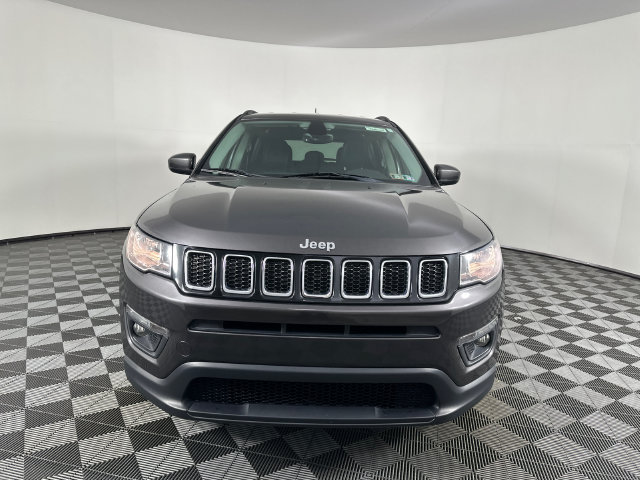 Used 2017 Jeep Compass Latitude w/ Popular Equipment Group AWD/4WD image 25