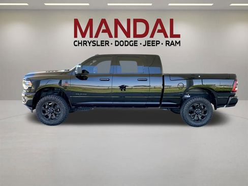 Used 2023 RAM 2500 Laramie w/ Night Edition AWD/4WD image 9