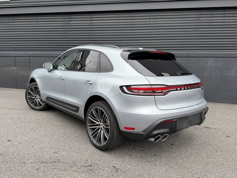 Certified 2026 Porsche Macan image 3