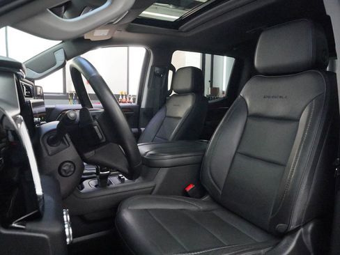 Used 2023 GMC Sierra 1500 Denali AWD/4WD image 30