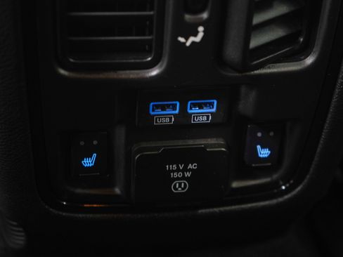 Used 2024 Dodge Durango GT AWD/4WD image 22