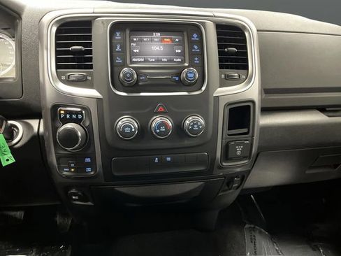 Used 2022 RAM 1500 Classic SLT image 7