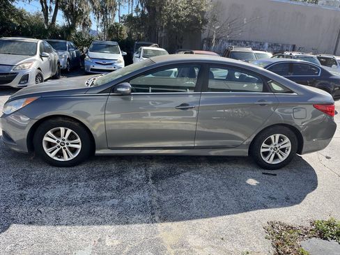 Used 2014 Hyundai Sonata GLS w/ Popular Equipment Group 2 FWD image 9