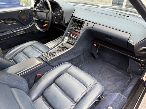 Used 1987 Porsche 928 S4 RWD image 18