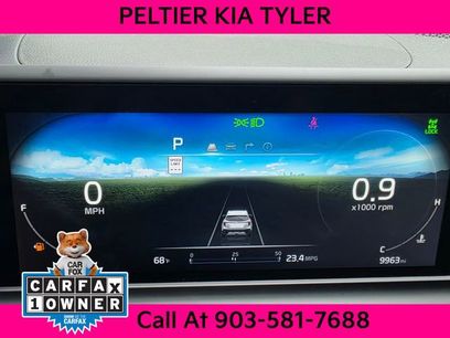 Certified 2024 Kia Seltos SX w/ SX Sunroof Package