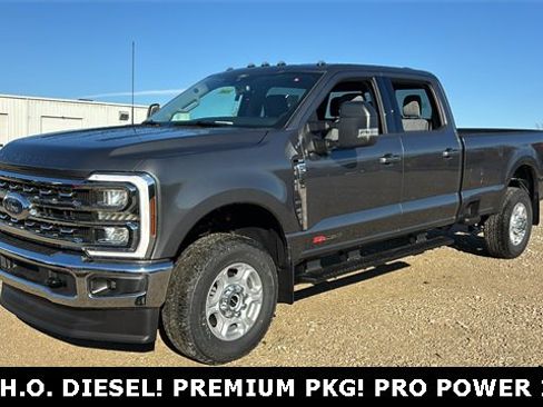 New 2026 Ford F250 XLT w/ XLT Premium Package image 38