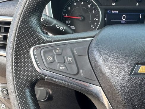 Used 2019 Chevrolet Equinox LT FWD image 21