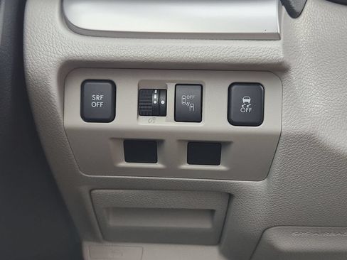 Used 2018 Subaru Forester 2.5i Premium AWD/4WD image 25