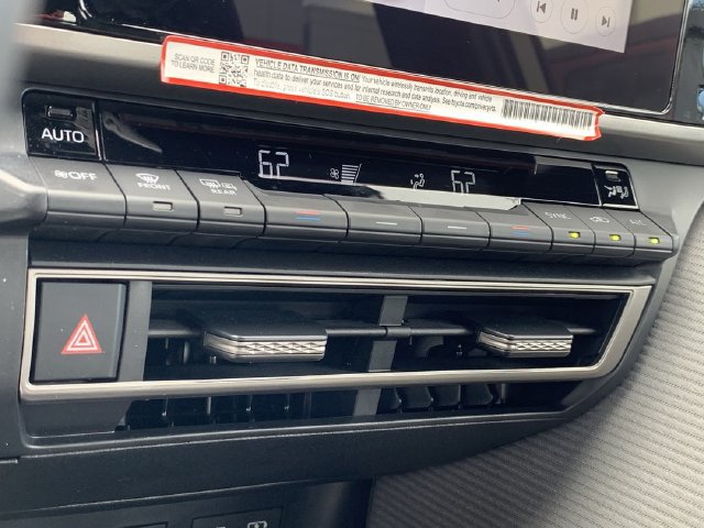 Used 2026 Toyota Camry SE w/ Convenience Package FWD image 30