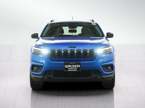 Used 2023 Jeep Cherokee Altitude Lux AWD/4WD image 8
