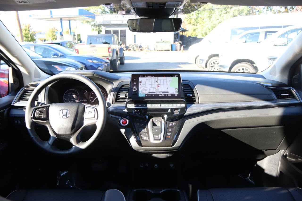 Used 2026 Honda Odyssey Elite image 18