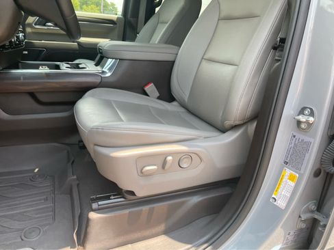Used 2024 GMC Sierra 2500 SLT w/ SLT Premium Package RWD image 12