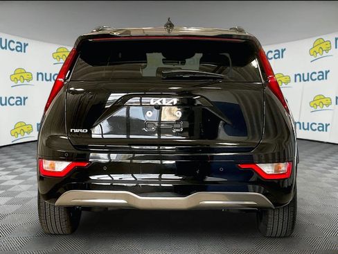 Used 2024 Kia Niro Wind w/ Wind Preserve Package FWD image 5