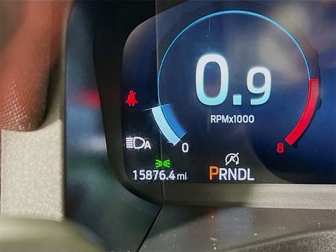 Used 2025 Ford Explorer ST-Line w/ ST-Line Street Pack image 12