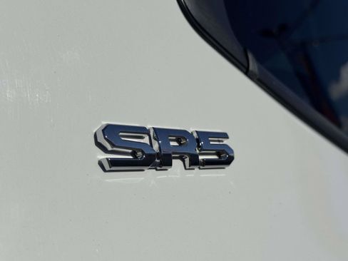 Used 2022 Toyota Tundra SR5 AWD/4WD image 12
