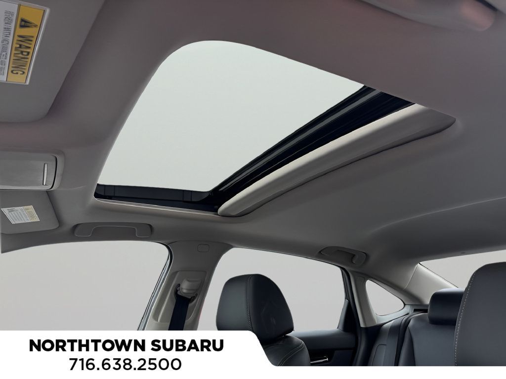 Used 2022 Honda Civic Touring image 3