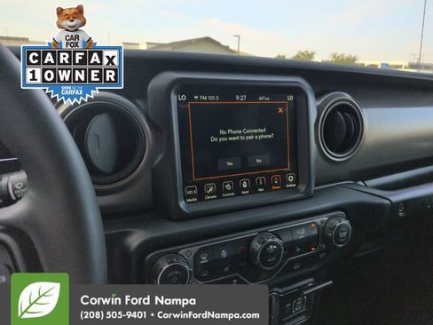 Used 2023 Jeep Wrangler Unlimited w/ Cold Weather Group AWD/4WD image 16