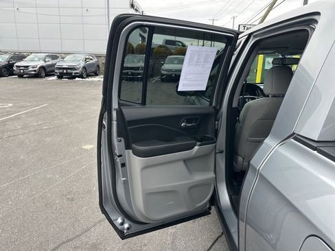 Used 2017 Honda Ridgeline RTL-T image 47