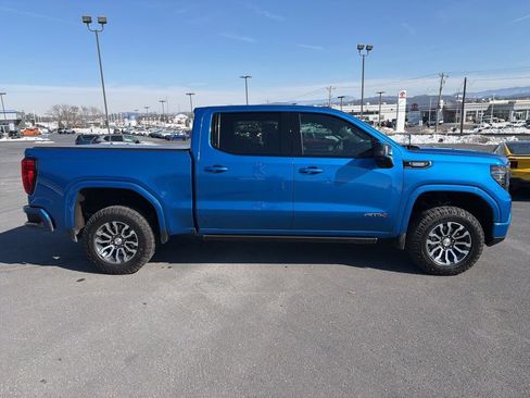 Used 2022 GMC Sierra 1500 AT4 w/ AT4 Preferred Package image 6