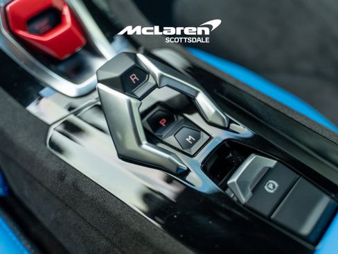 Used 2024 Lamborghini Huracan Tecnica RWD image 17