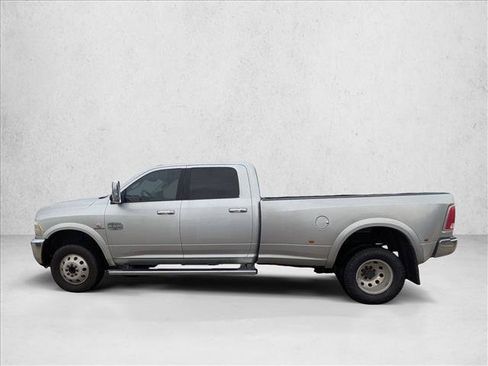 Used 2015 RAM 3500 Laramie Longhorn AWD/4WD image 3