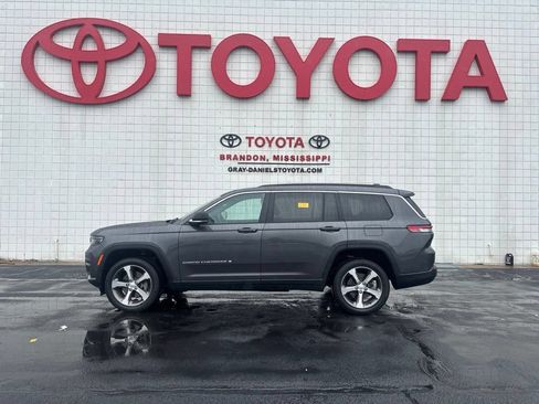 Used 2024 Jeep Grand Cherokee L Limited w/ Luxury Tech Group II AWD/4WD image 5