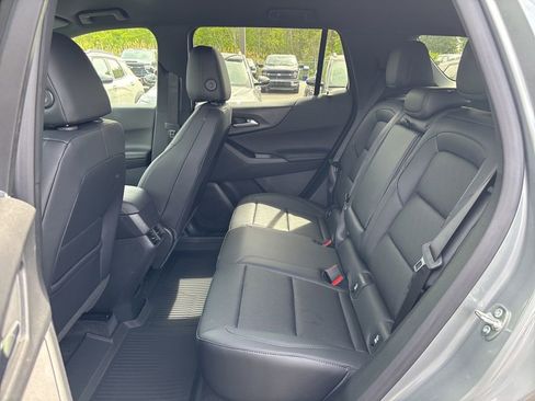 New 2026 Chevrolet Equinox LT w/ Convenience Package II FWD image 9