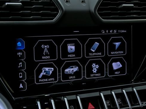 Used 2021 Lamborghini Urus AWD/4WD image 37