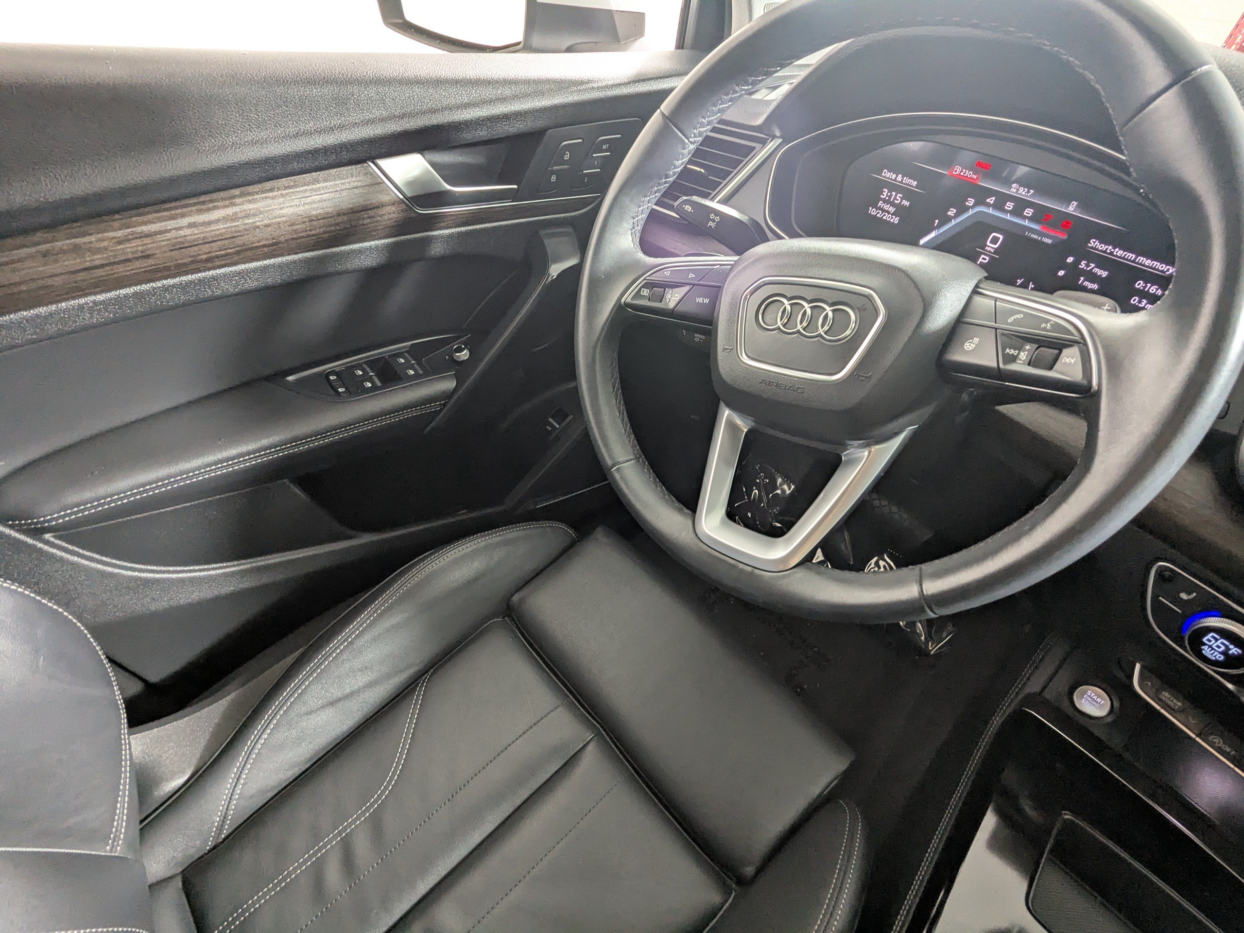 Certified 2024 Audi Q5 2.0T Premium Plus AWD/4WD image 9